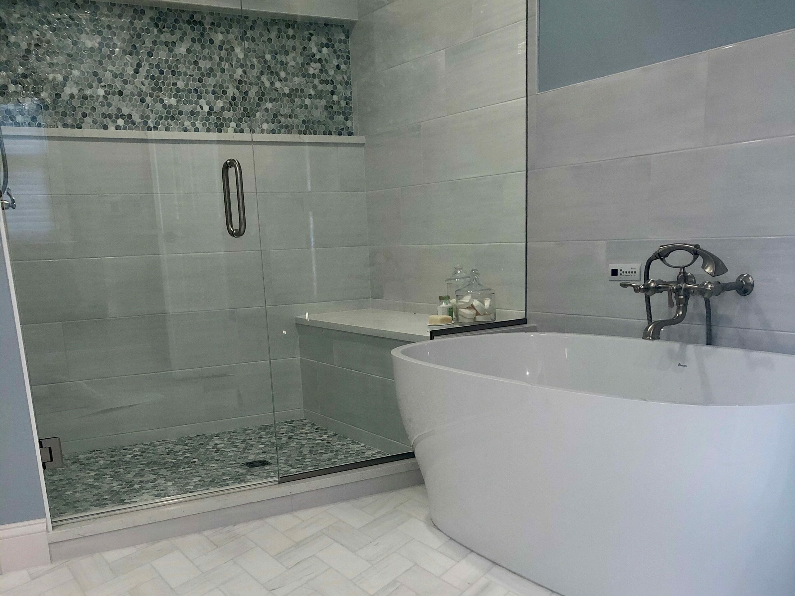 bathroom tile trends 2023